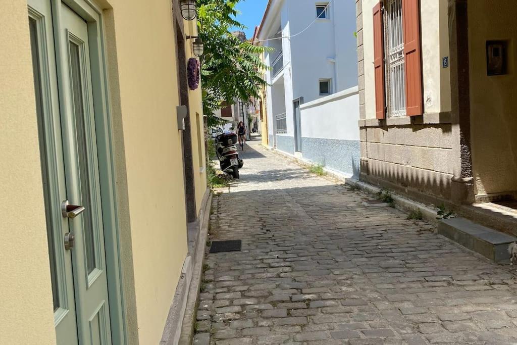 Appartement σε ανακαινισμένο αρχοντικό 19ου αιώνα, κέντρο μύρινας *